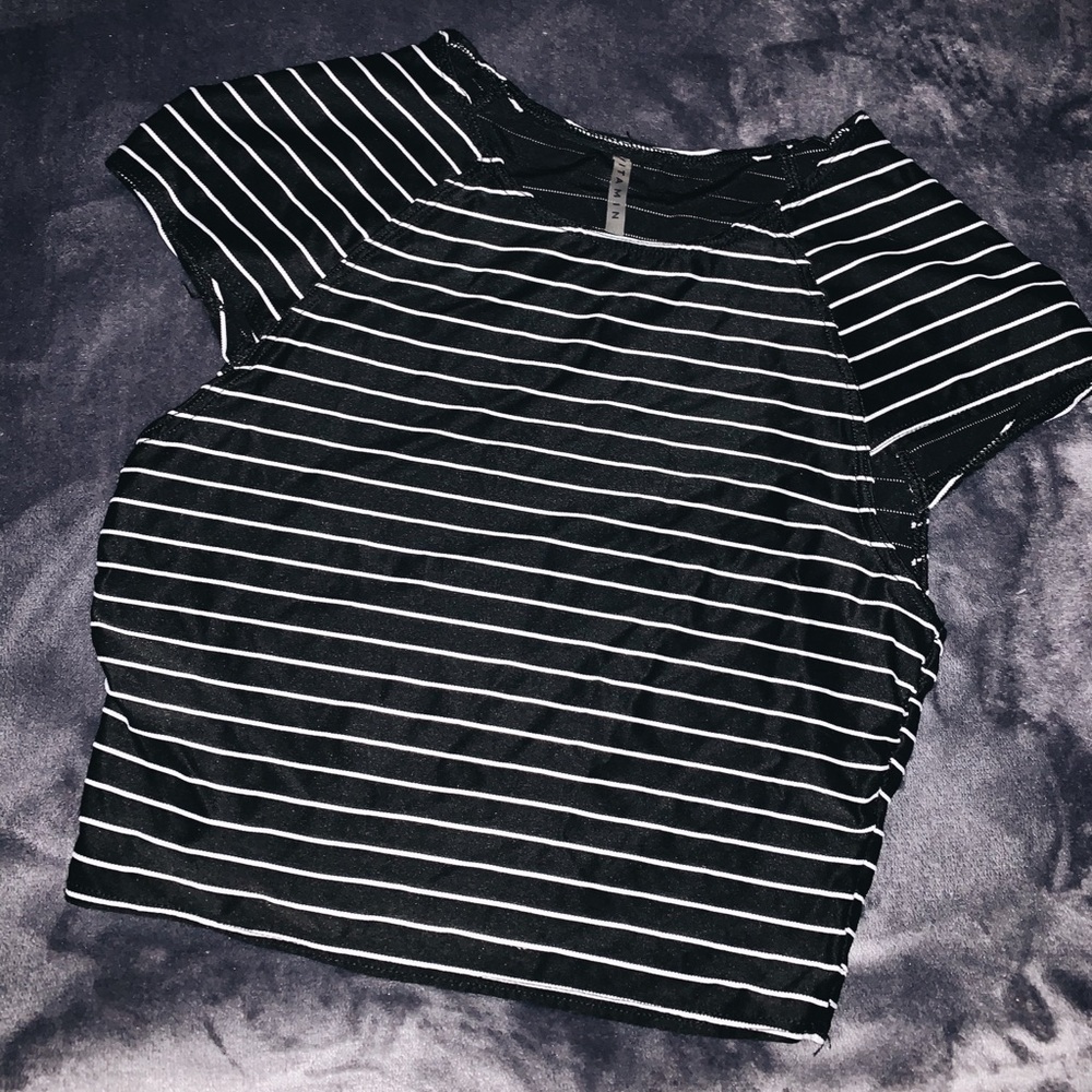 Cropped swim top!!